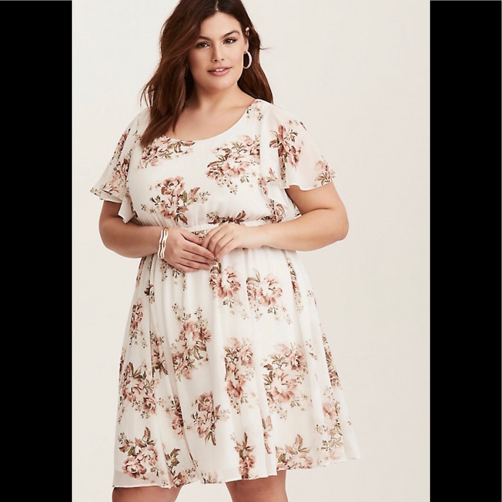 Torrid Ivory floral chiffon skater dress